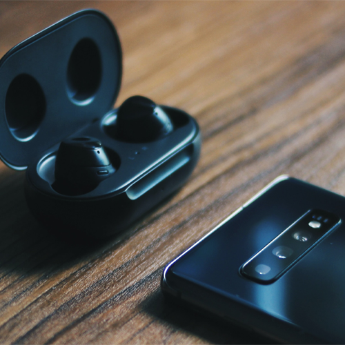 Portable Audio & Headphones